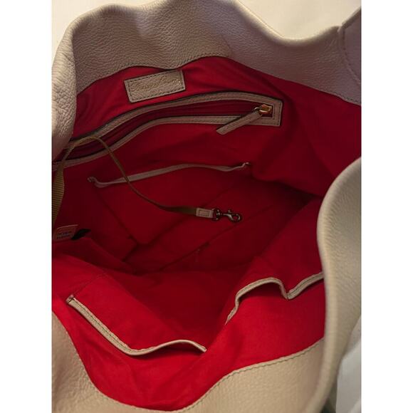 Cream Dooney and Bourke Shoulder Bag - Picture 8 of 10